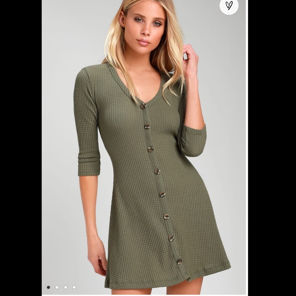 Splendid Style Olive Green Button-Front Knit Swing Dress